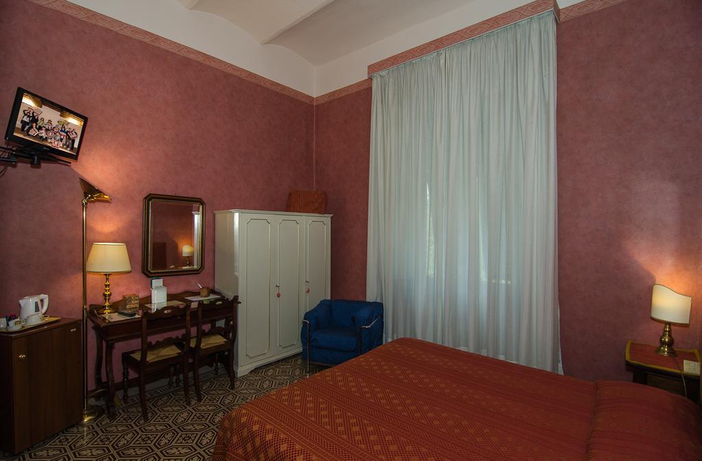 Hotel Rex Lucca Eksteriør bilde